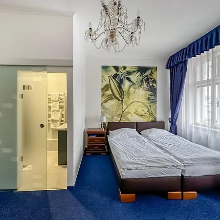 Ruzek Hotel 3*