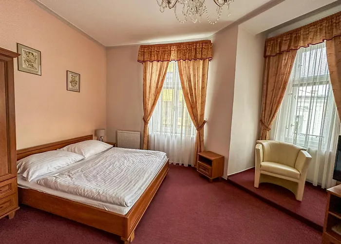 Ruzek Hotel